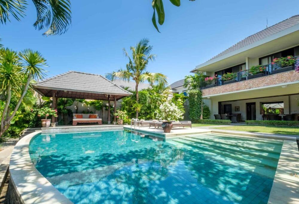 Kejora Beachfront Estate Sanur -Stunning Villa Eleven エクステリア 写真